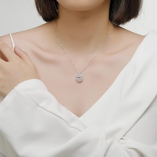Collar de trébol de cuatro hojas en forma de corazón MagicHeart